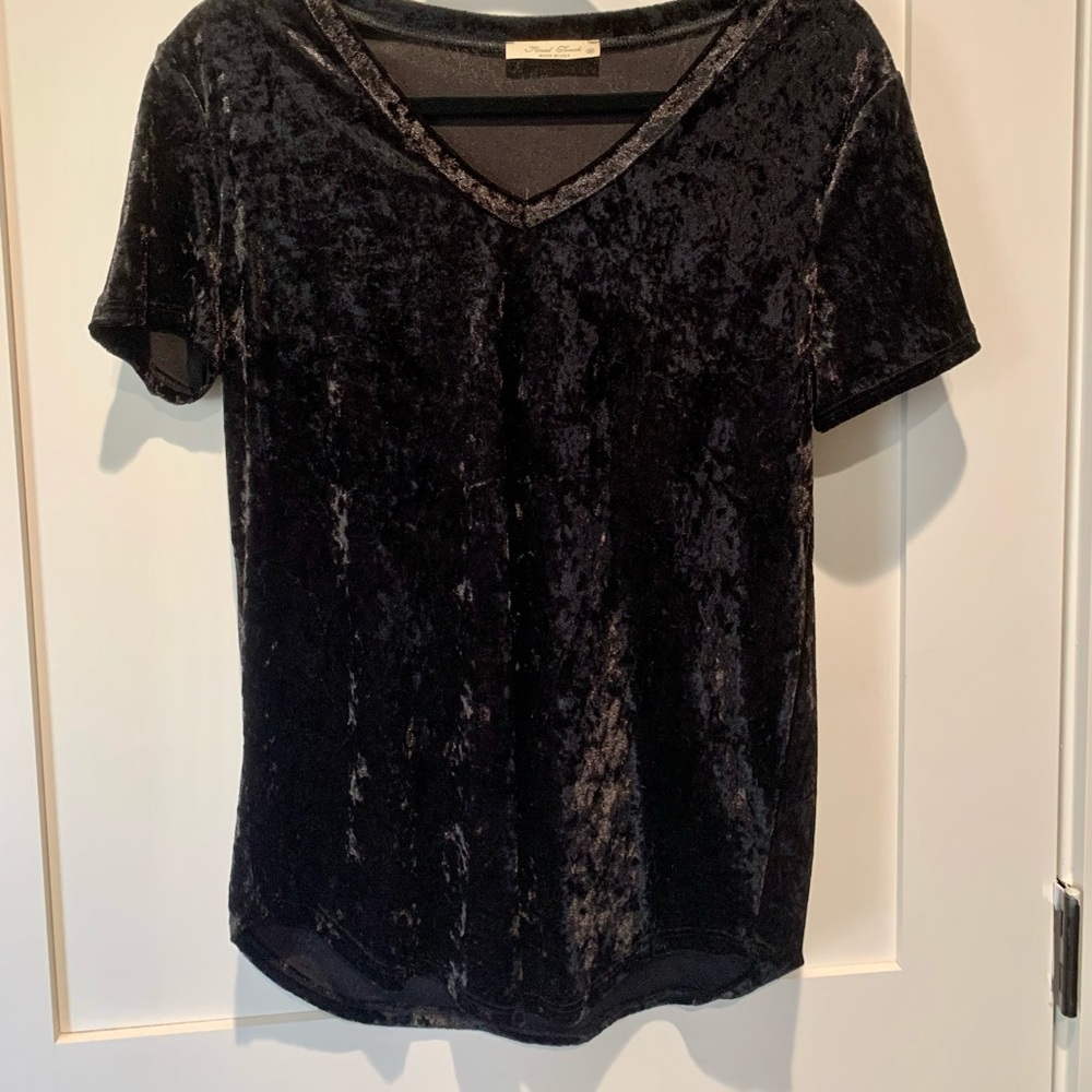Final Touch V-Neck